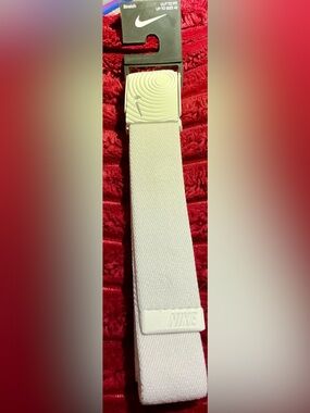 Nike White Stretch Elastic Belt with Logo Buckle